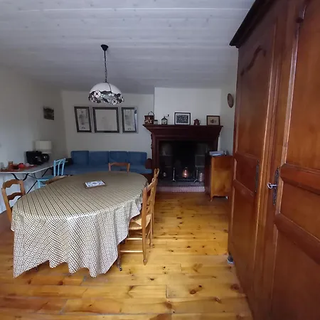 Maison Auvergnate Renovee Et Confortable Murat (Cantal)