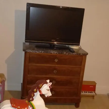 Belle Maison Ancienne Bien équipée Avec Vue * Murat (Cantal)